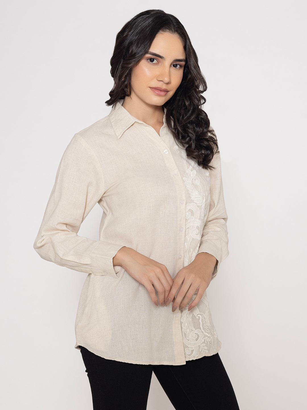 SOLID FRONT EMBROIDERED SHIRT