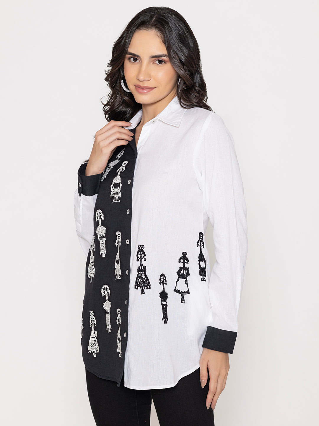 SOLID COLOR EMBROIDERED SLEEVES SHIRT