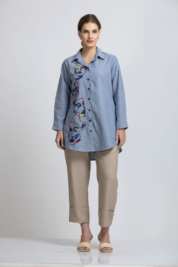 SOLID COLOR FRONT EMBROIDERED BUTTON-UP SHIRT.