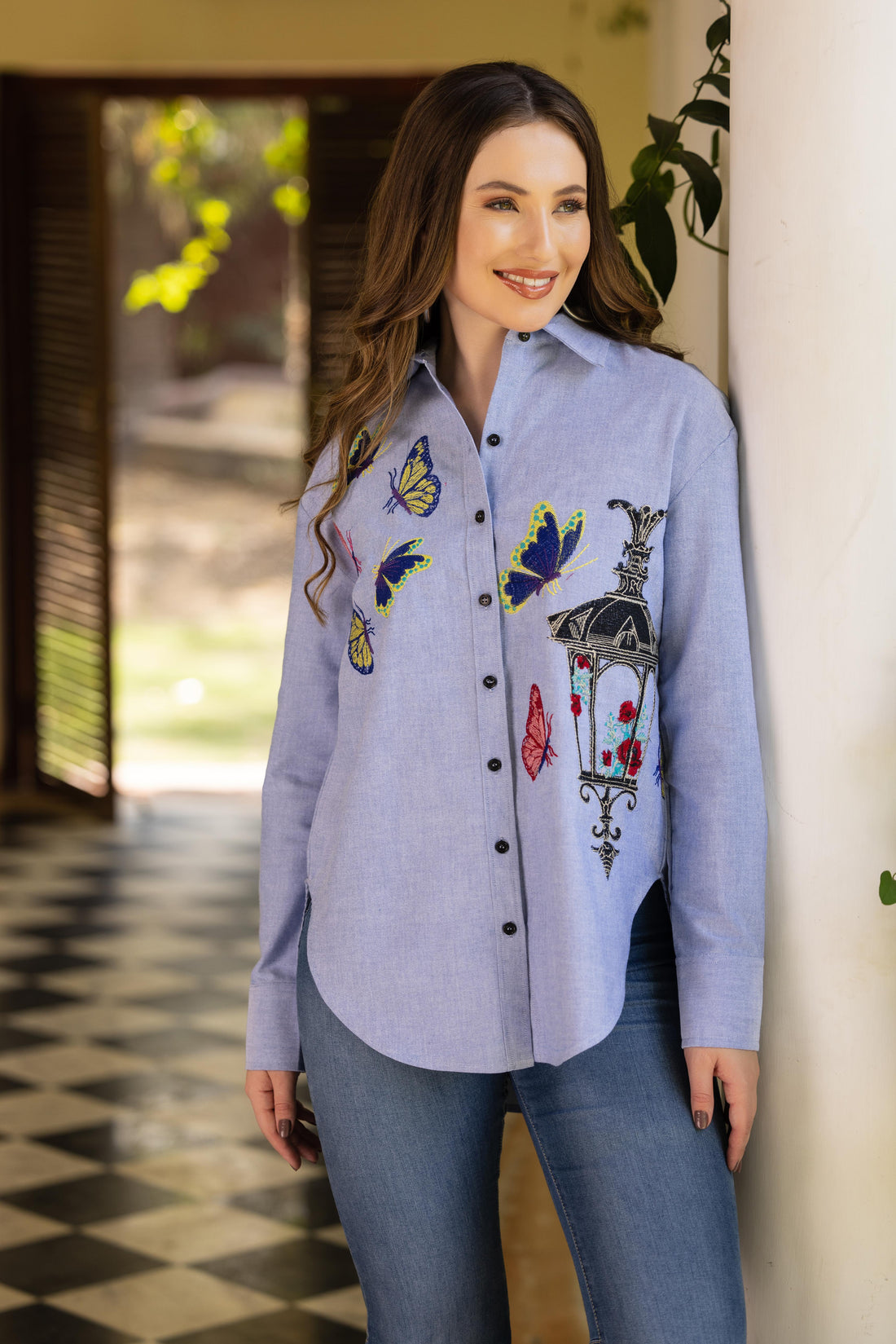 SOLID COLOR FRONT BACK EMBROIDERED BUTTON-UP BLUE SHIRT.