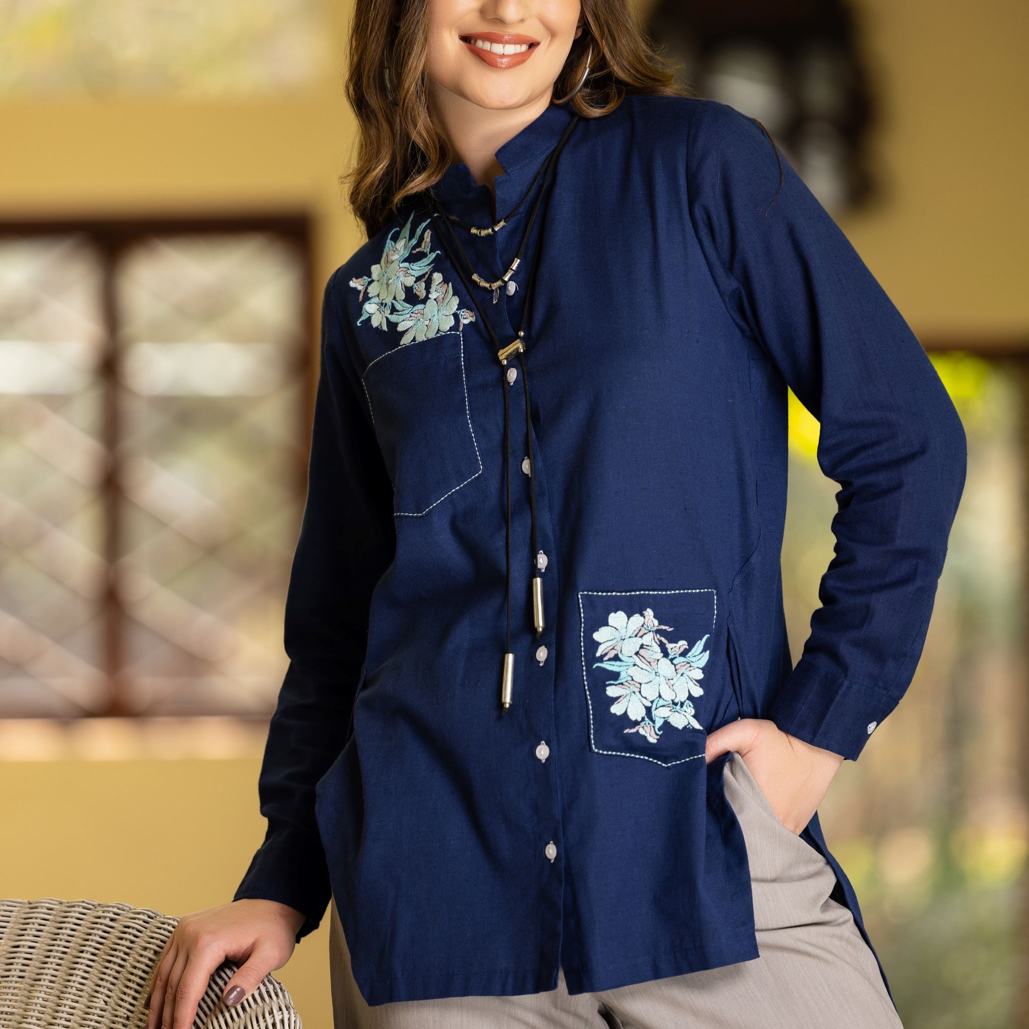 SOLID COLOR FRONT & BACK EMBROIDERED BUTTON-UP SHIRT