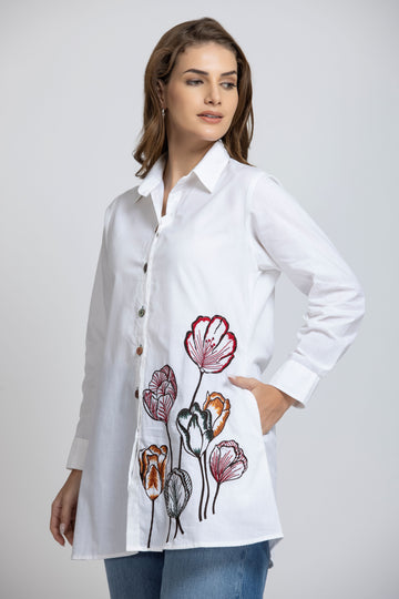 SOLID COLOR FRONT  EMBROIDERED BUTTON-UP SHIRT.